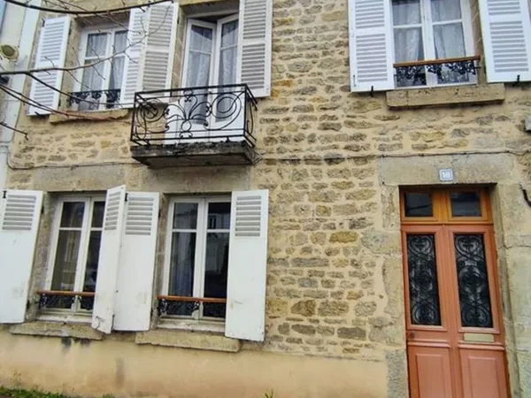 Maison 8 pièces 130 m²