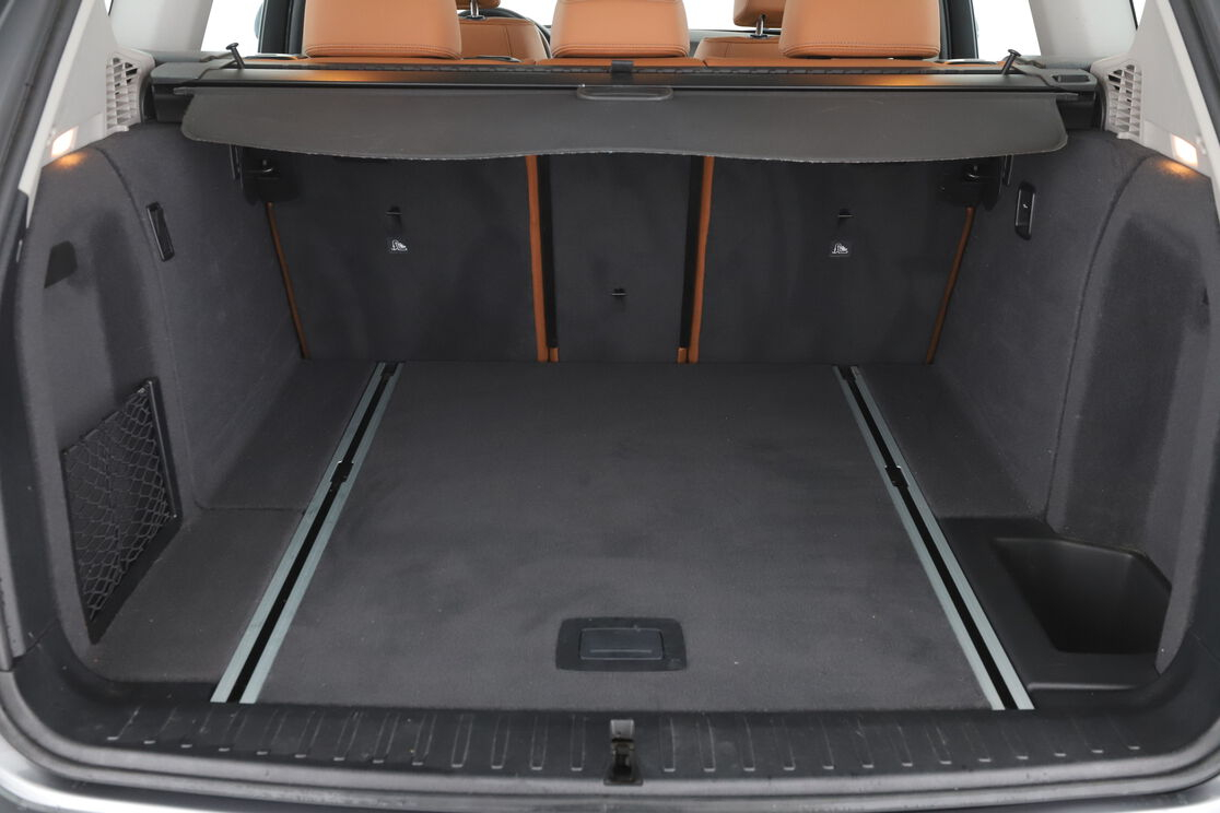 BMW X3 xDrive20dA Lounge Plus — photo 16