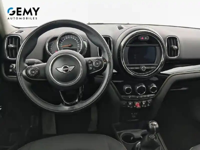 Mini Mini countryman 136 ch — photo 29