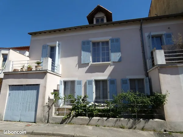 Maison 8 pièces 224 m²