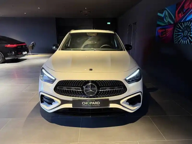 Mercedes Gla 180 7g-dct — photo 22