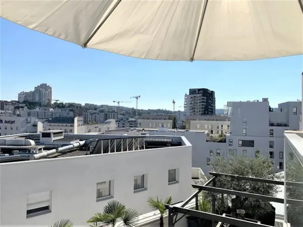 Appartement 4 pièces 80 m²