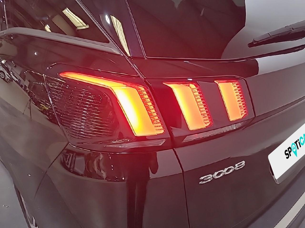 Peugeot 3008 puretech 130ch s&s eat8 allure pack — photo 26