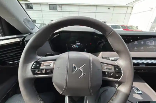 Ds Ds 4 hybride 136 e-dct6 — photo 19
