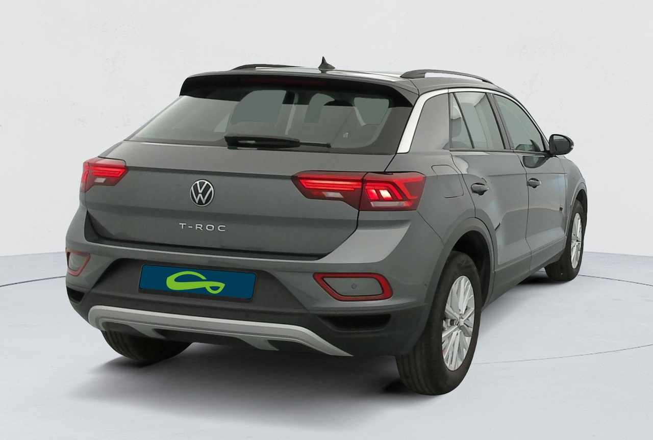 Volkswagen T-Roc — photo 5
