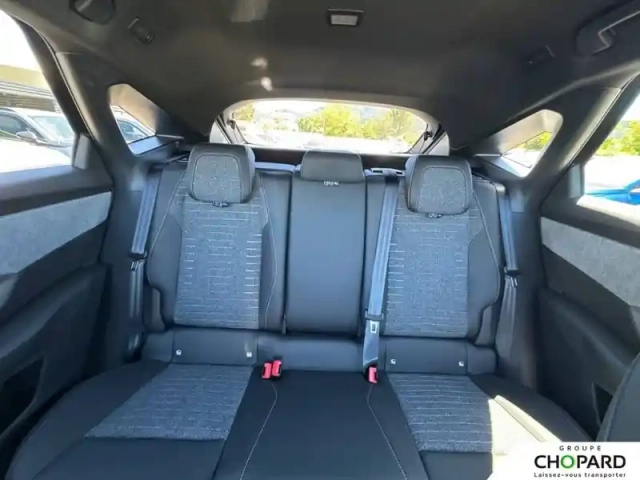 Peugeot 3008 electrique 210 ch 73 kwh — photo 37