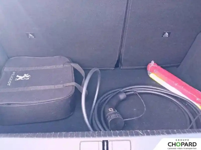 Peugeot 208 electrique 50 kwh 136ch — photo 72