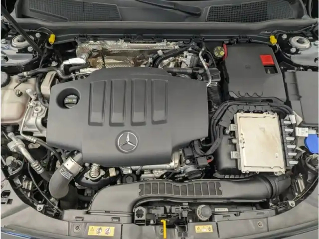 Mercedes Classe A 180 d amg line — photo 8
