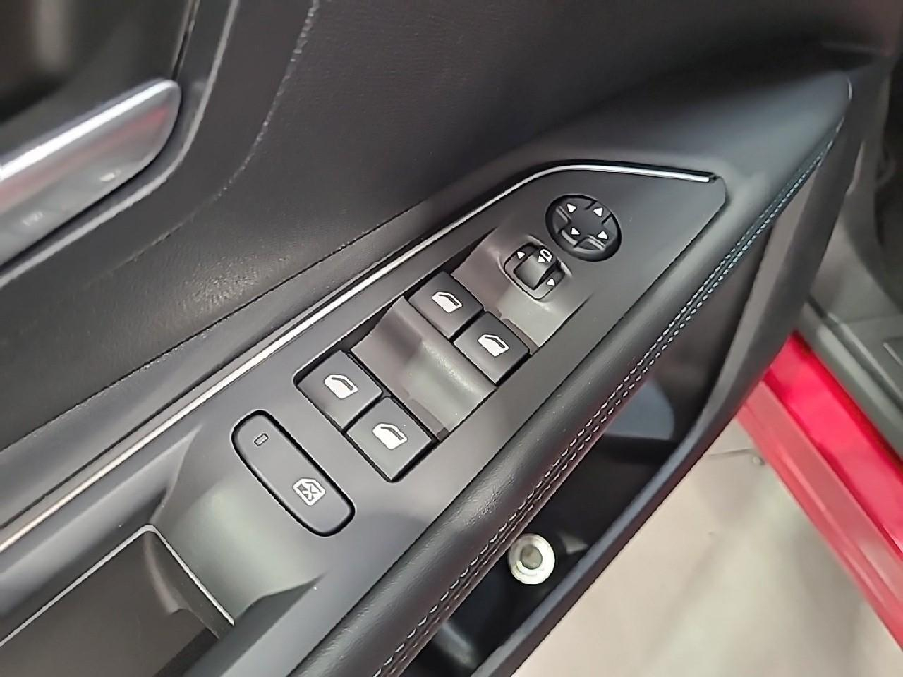 Peugeot 3008 hybrid 225 e-eat8 allure pack — photo 20