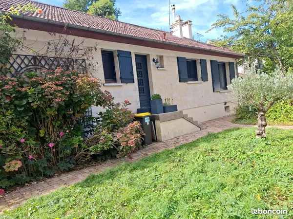 Maison Entièrement Rénovée de plain-pied