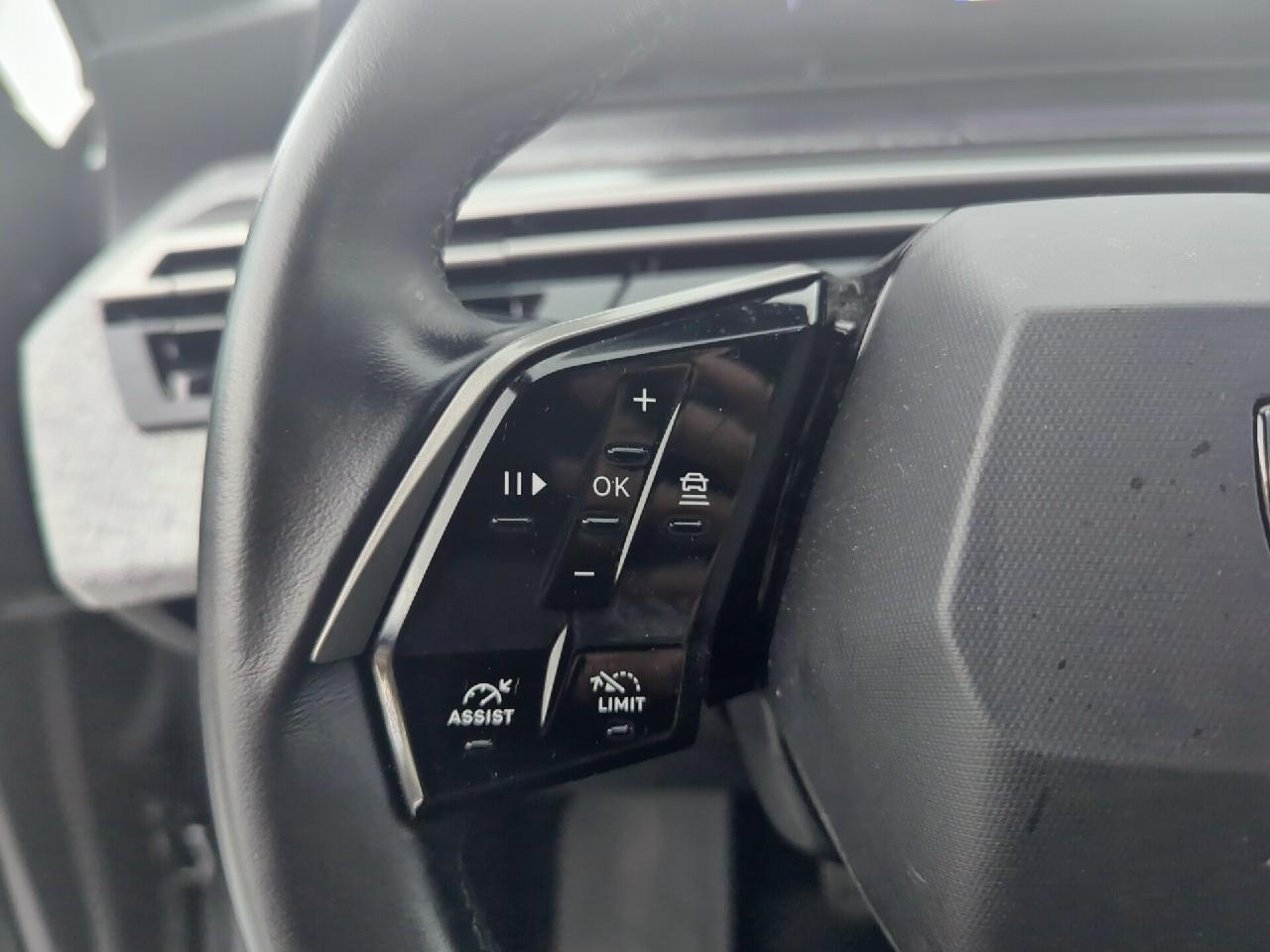 Peugeot 3008 hybrid 136 e-dcs6 allure — photo 25
