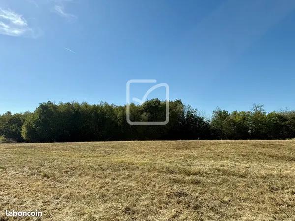 Terrain 1867 m² Marcillac-Saint-Quentin