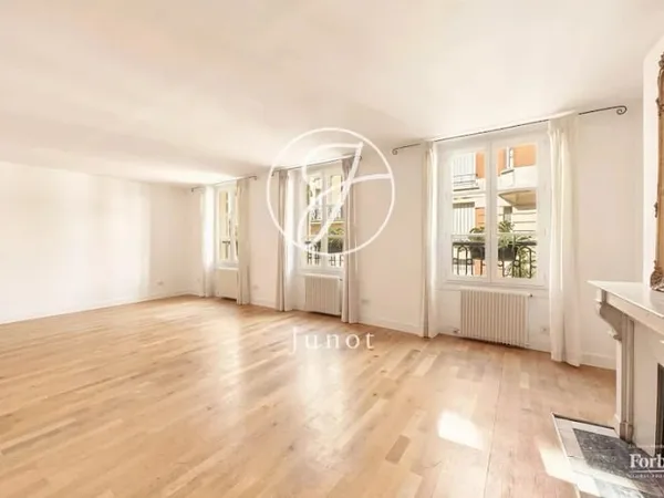 Appartement 5 pièces 106 m²
