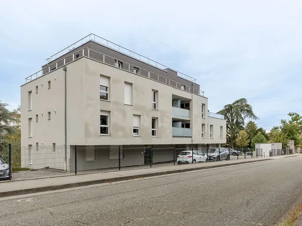 Appartement T2 Lumineux + Balcon + Garage - Besançon Justices