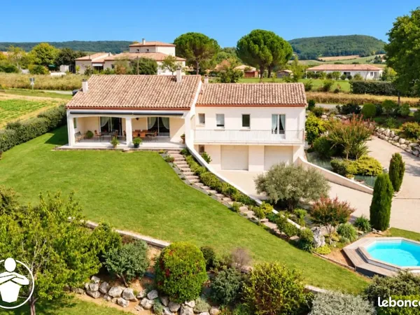 Maison 6 pièces 131 m²