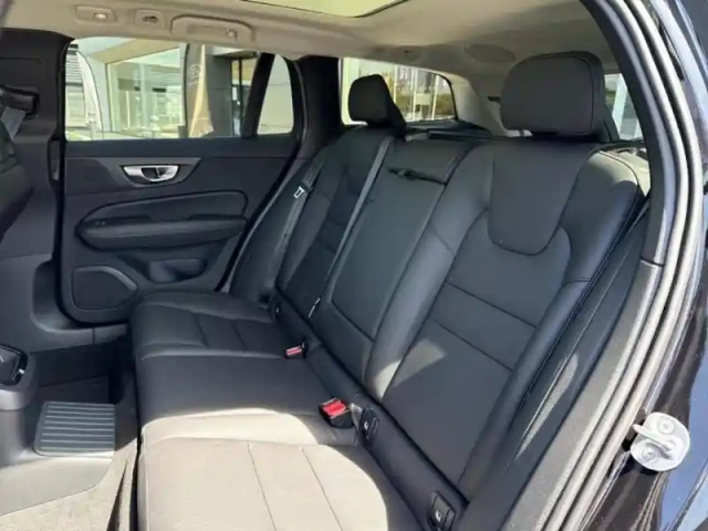 Volvo V60 t6 awd 253+145ch plus style dark geartronic 8 — photo 7