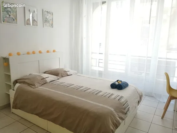 Toulon Centre - Grande T5 meublé À 2 min de Chalucet & grandes écoles, colocation possible