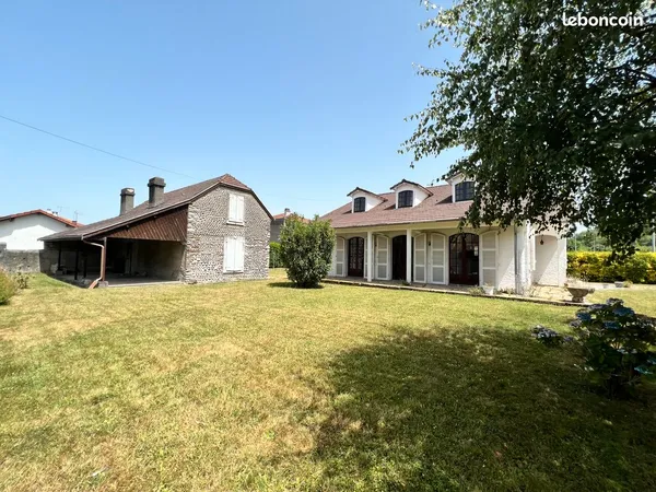 GELOS Centre - Maison de plain pied 98m² avec combles aménageable, grange, terrain arboré