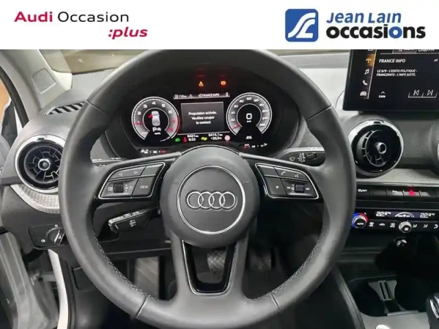 Audi Q2 35 tfsi 150 s tronic 7 — photo 12