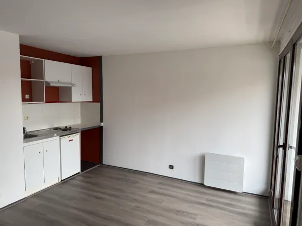 Loue studio nu Arcachon