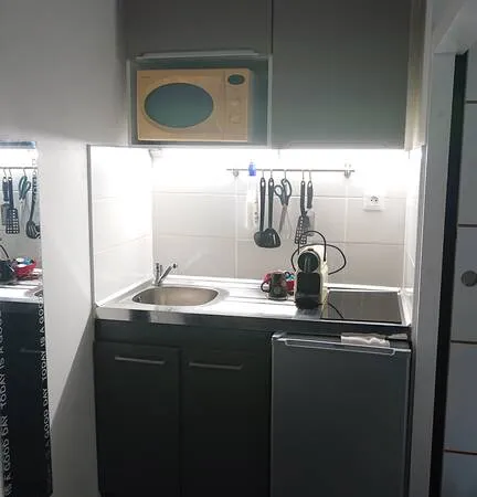 Studio 1 pièce 12 m²