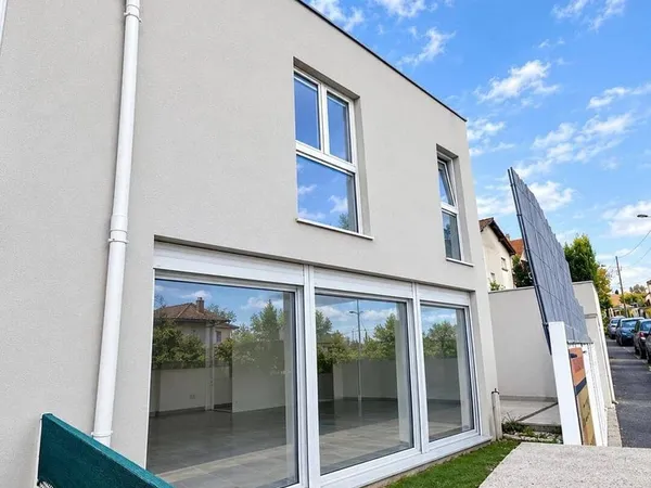 Maison 5 pièces 77 m²
