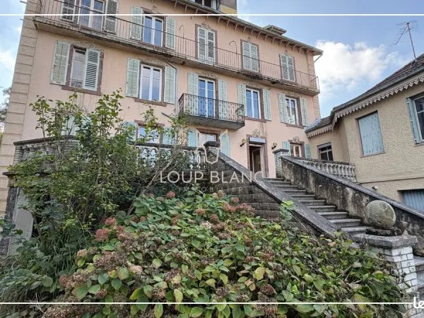 Appartement 7 pièces 134 m²