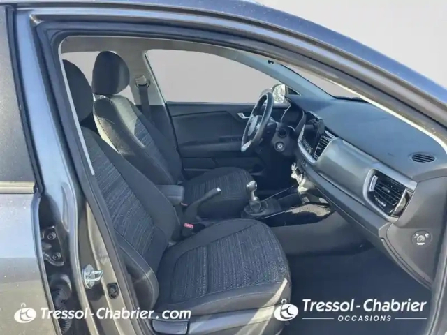 Kia Stonic 1.0 t-gdi 100 ch bvm6 active — photo 9