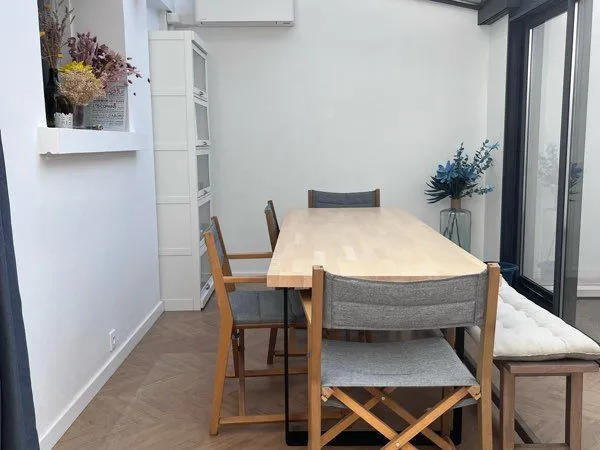Location meublée T3 en plein centre avec terrasse