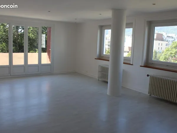 Appartement 3 pièces 98 m²