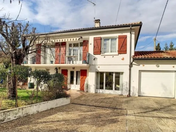 EXCLUSIVITE L'IMMOBILIER EN GASCOGNE ! Maison 137 m2 habitab