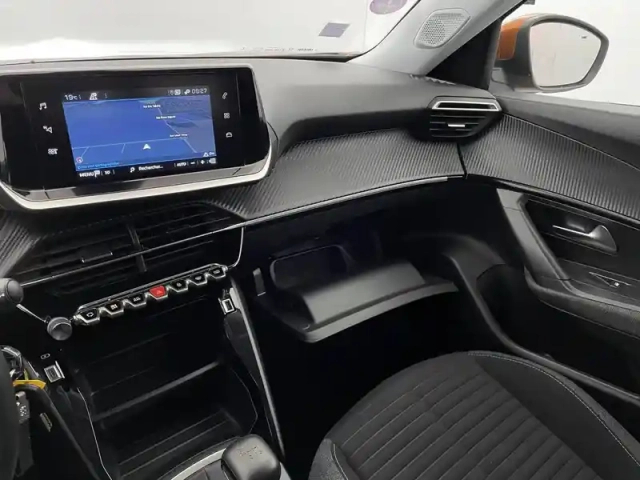 Peugeot 2008 puretech 100 s&amp;s bvm6 — photo 171