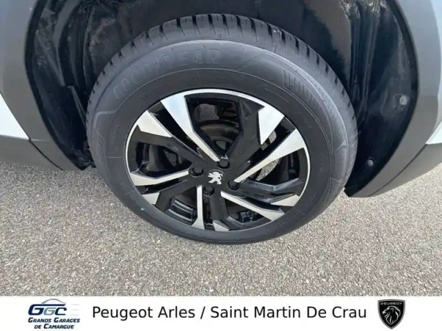 Peugeot 2008 puretech 130 s&amp;s eat8 — photo 11
