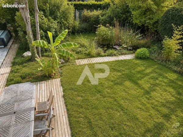 Propriété 5 pièces 150 m²