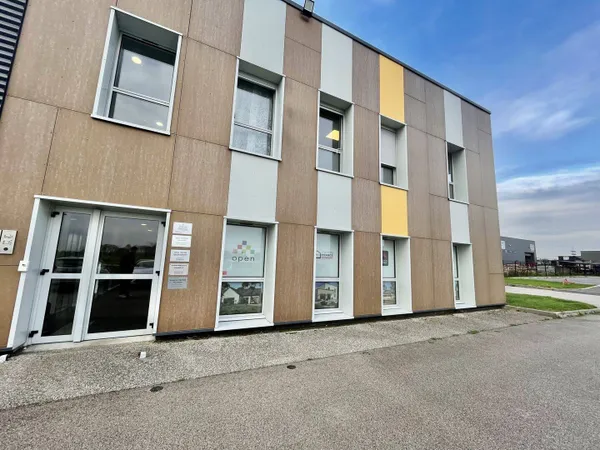 Bureau 170 m²