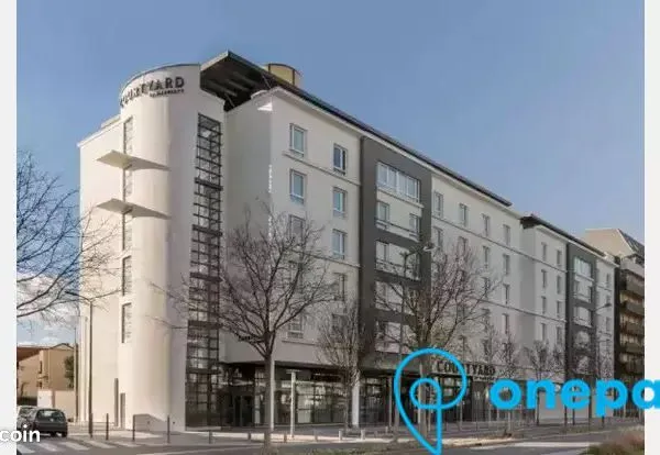 Parking/box 12 m² COLOMBES