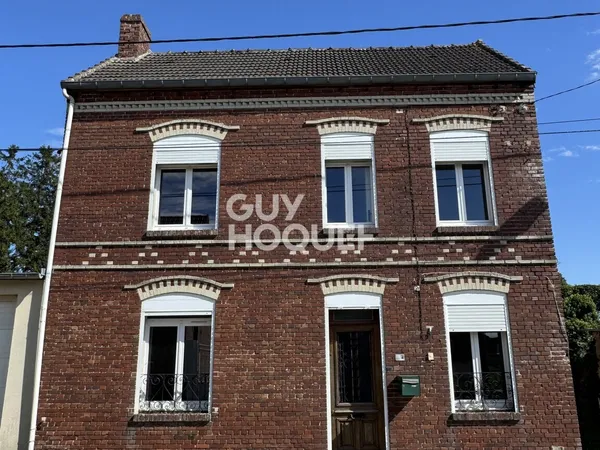 Maison à vendre de 8 pièces de 98 m²