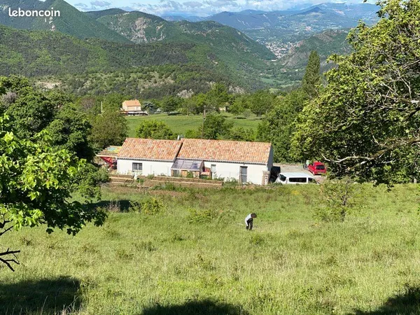 Villa 4 chambres - 107 m2 à la campagne