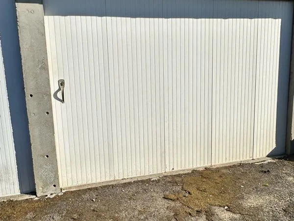 Location garage 20m2 centre ville