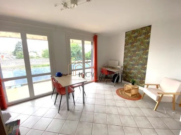 BOURGES L. MALLET - APPARTEMENT AVEC BALCON