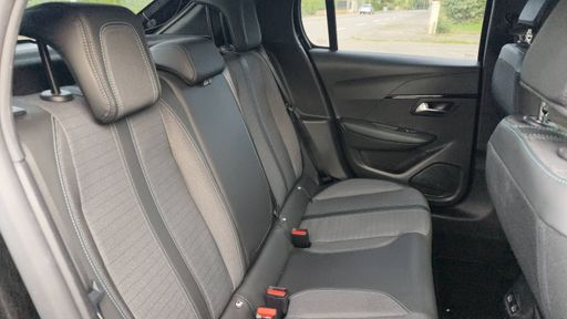 Peugeot 208 1.2 PureTech 100 - Allure – 2022 – 47629 km – Essence – Boîte Manuelle — photo 34