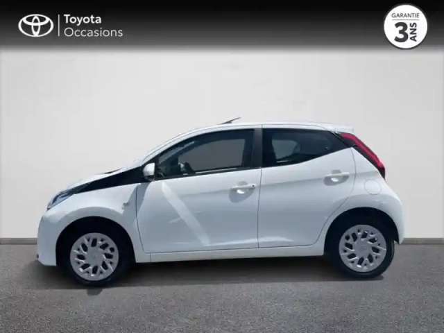 Toyota Aygo 1.0 vvt-i 72ch x-play 5p my21 — photo 13