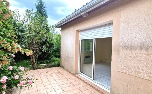Maison de plain pieds de 64m2 avec jardin et parkings- Cestas Gazinet proche toutes commodités