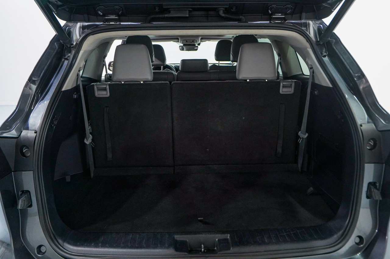 Toyota HIGHLANDER — photo 16