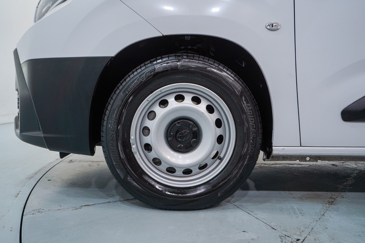 Toyota Proace Fourgon — photo 10