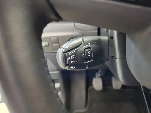 Citroën C3 puretech 83 s&amp;s bvm5 — photo 23