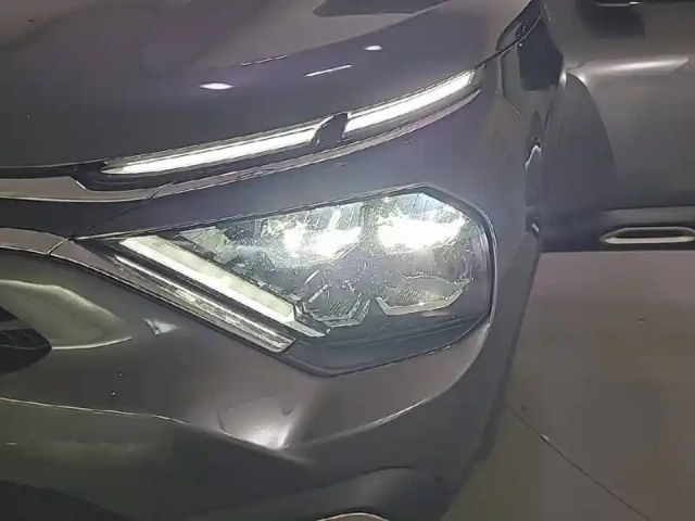 Citroën C4 bluehdi 130 s&amp;s eat8 — photo 19