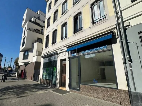 Local commercial 189 m²