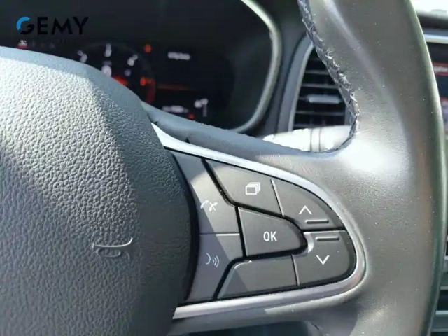 Renault Megane mégane iv estate blue dci 115 edc — photo 20