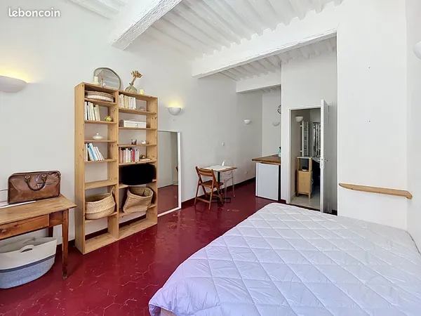 Studio 1 pièce 23 m²